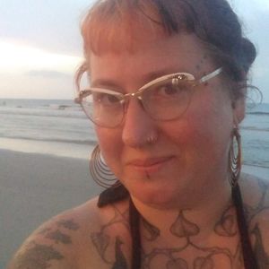 Meet your Posher, Eb